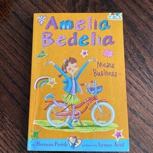 Amelia bedelia early chapter book